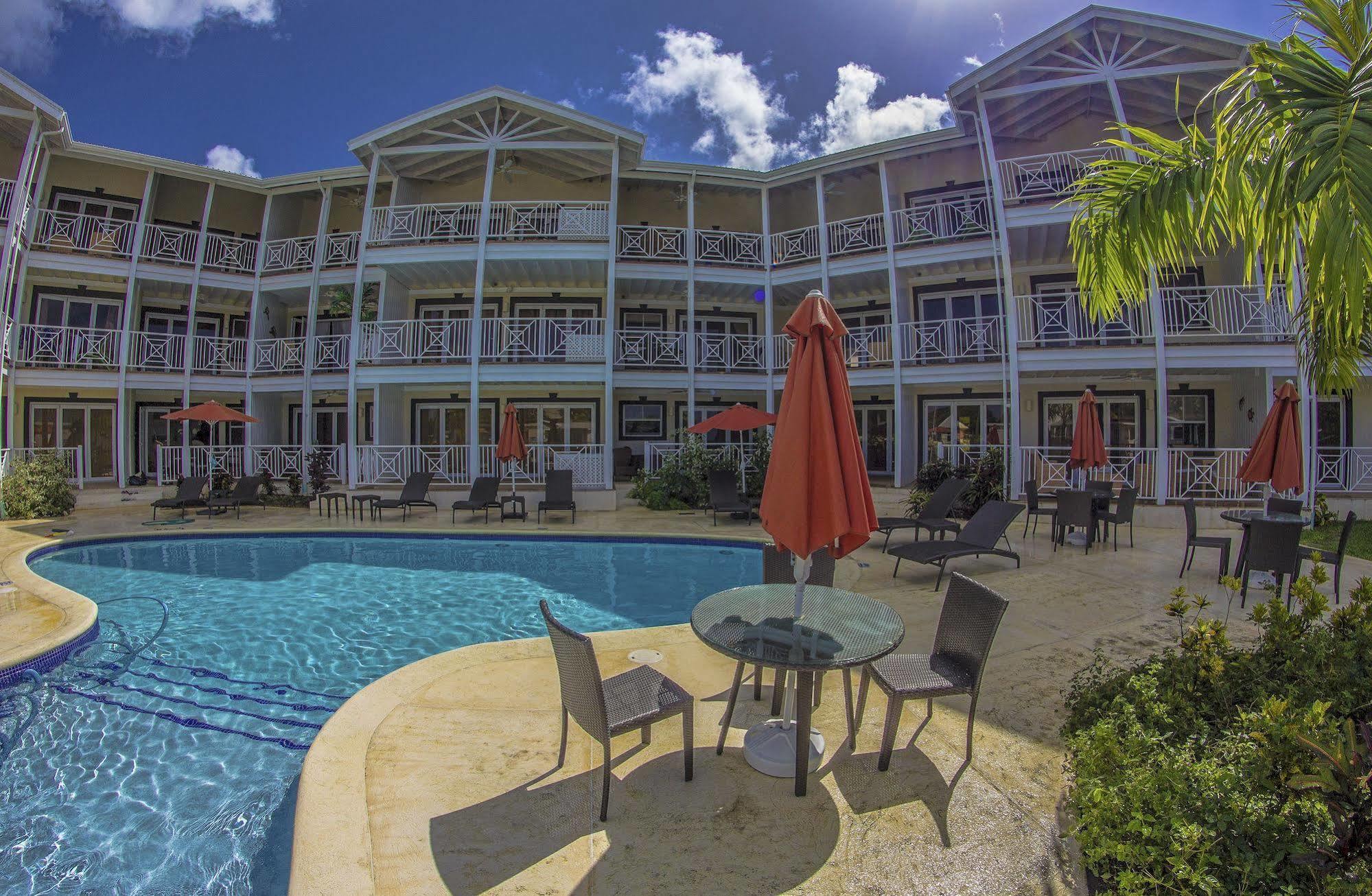 Lantana Barbados Condos Сент-Джеймс Екстер'єр фото